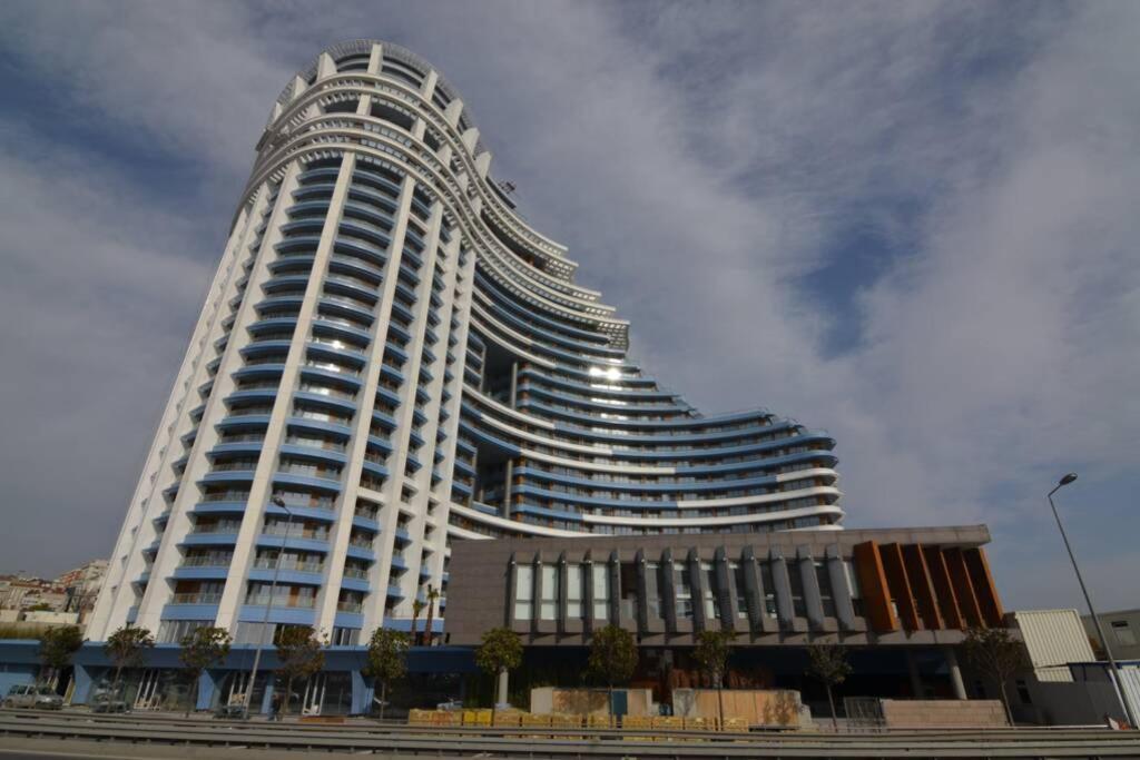 Luxury 2 Room Suite Apartment With Seaview In Center Стамбул Экстерьер фото